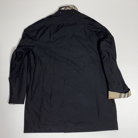 Lightweight Burberry jacket - Picture 5 of 8